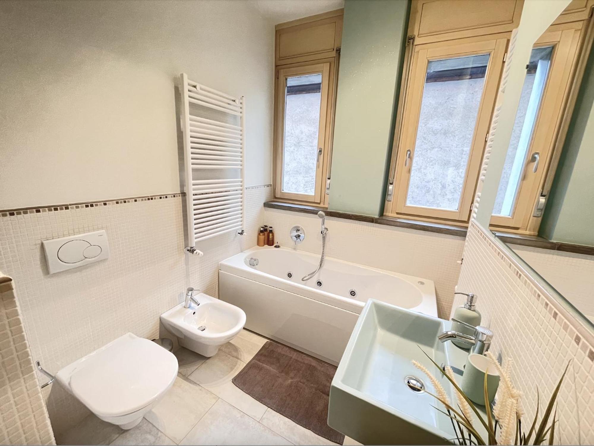 Seriate - Jacuzzi Bath Εξωτερικό φωτογραφία